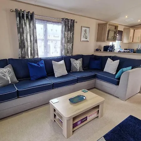 Contemporary Home At Tarka Holiday Park Barnstaple Exterior photo